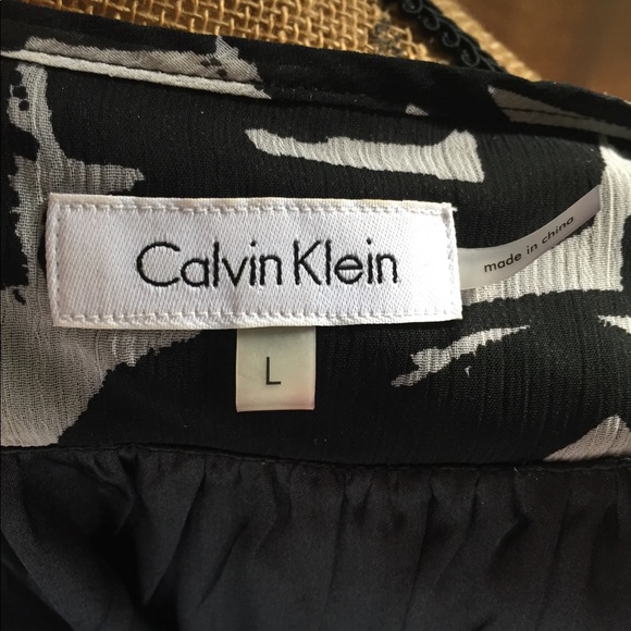 Calvin Klein beaded blouse! - Picture 6 of 7